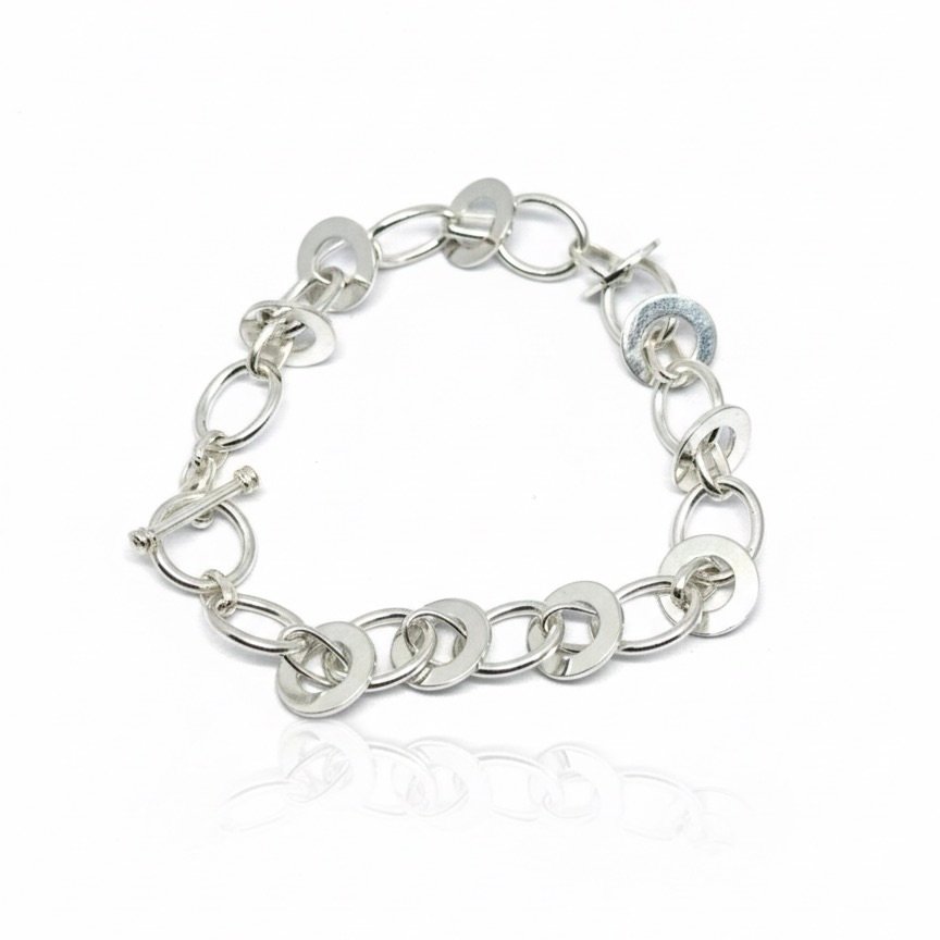 SB22 (1) Link Bracelet - Image 1